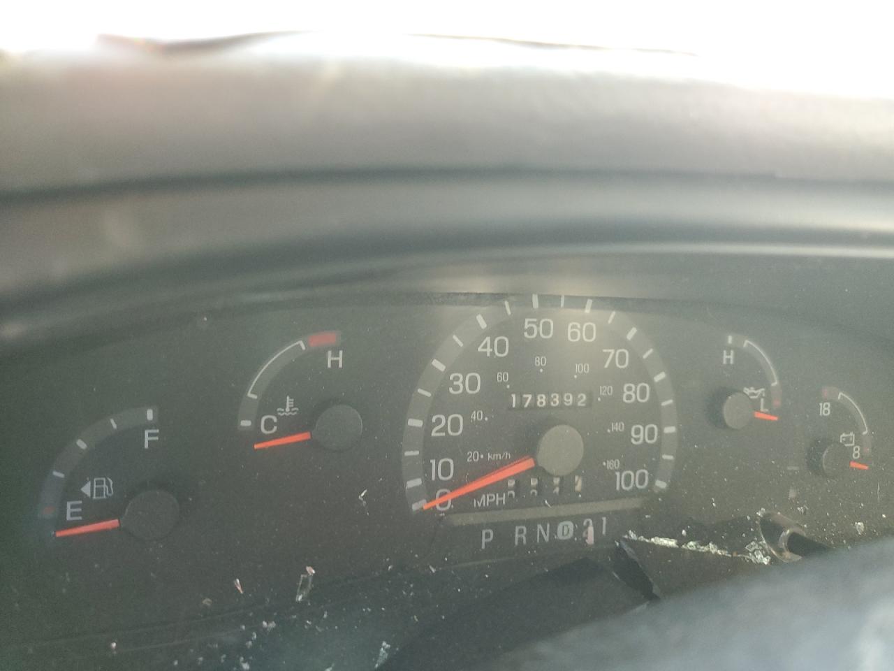 2002 Ford Econoline E150 Van VIN: 1FTRE14292HA04420 Lot: 81998045