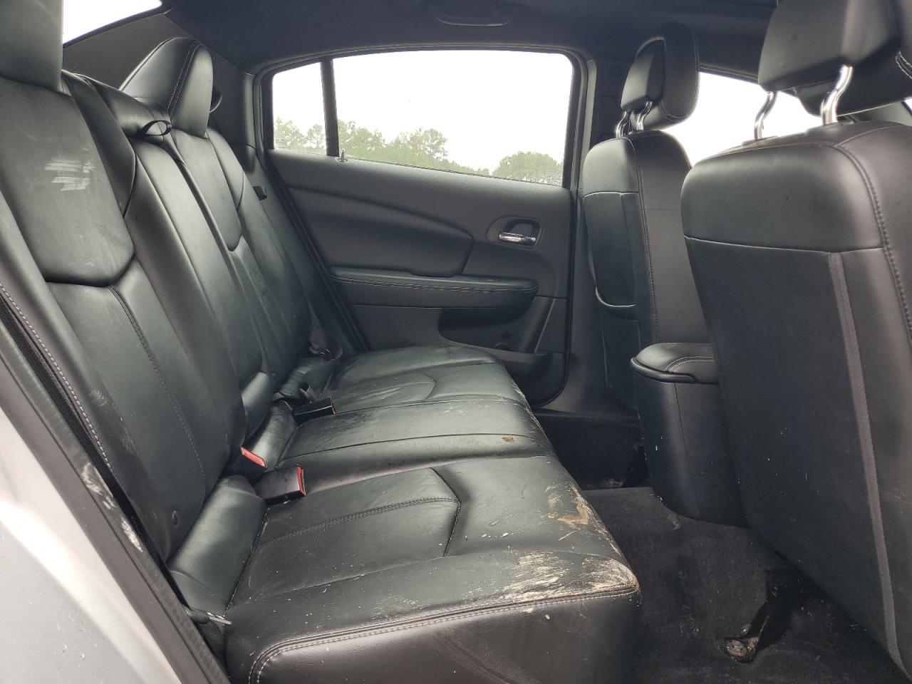 2012 Chrysler 200 VIN: 1C3CCBCG1CN305270 Lot: 82333955