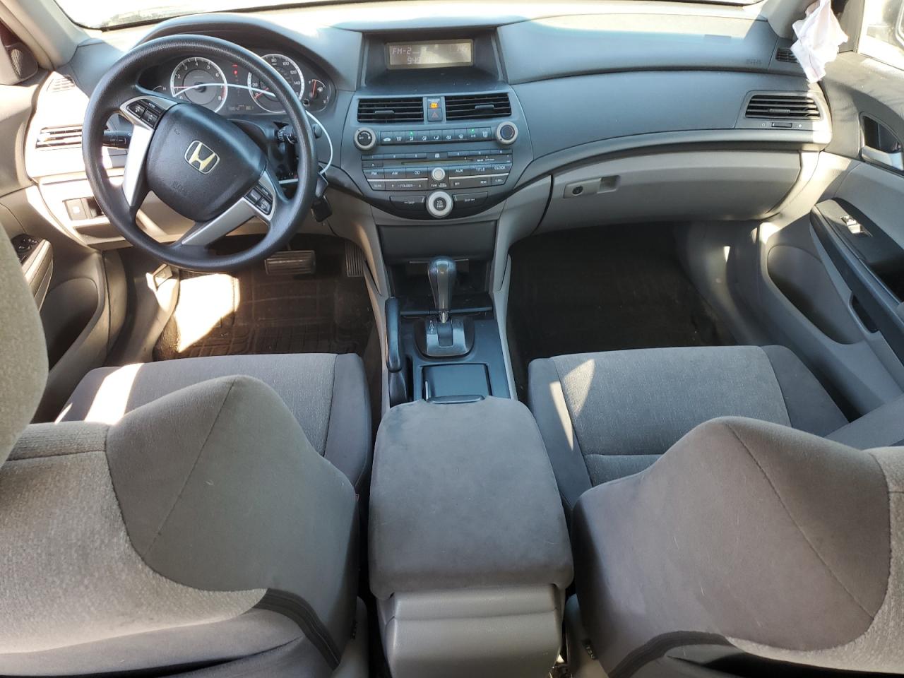 2008 Honda Accord Lx VIN: 1HGCP26338A090158 Lot: 82393935