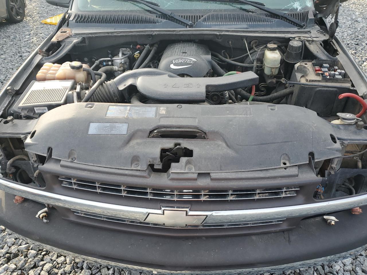 2002 Chevrolet Tahoe C1500 VIN: 1GNEC13V12R130854 Lot: 89699305