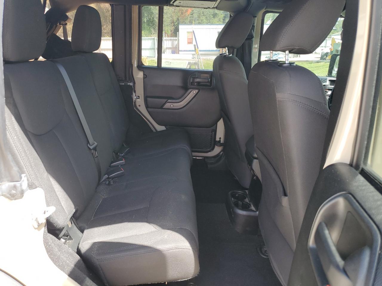 2017 Jeep Wrangler Unlimited Sport VIN: 1C4BJWDG8HL623747 Lot: 84059405