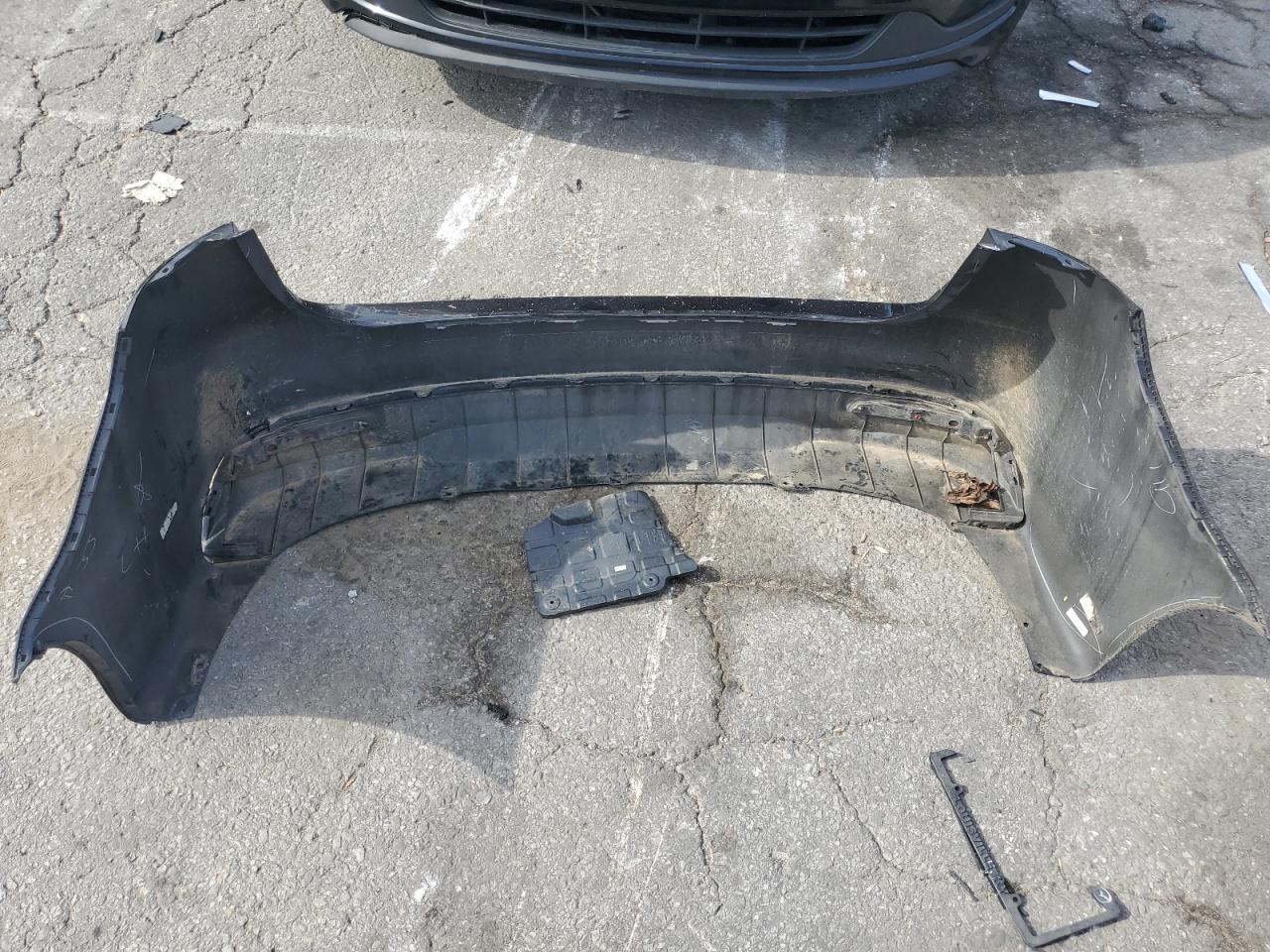 2018 Kia Forte Lx VIN: 3KPFK4A79JE188985 Lot: 84287045