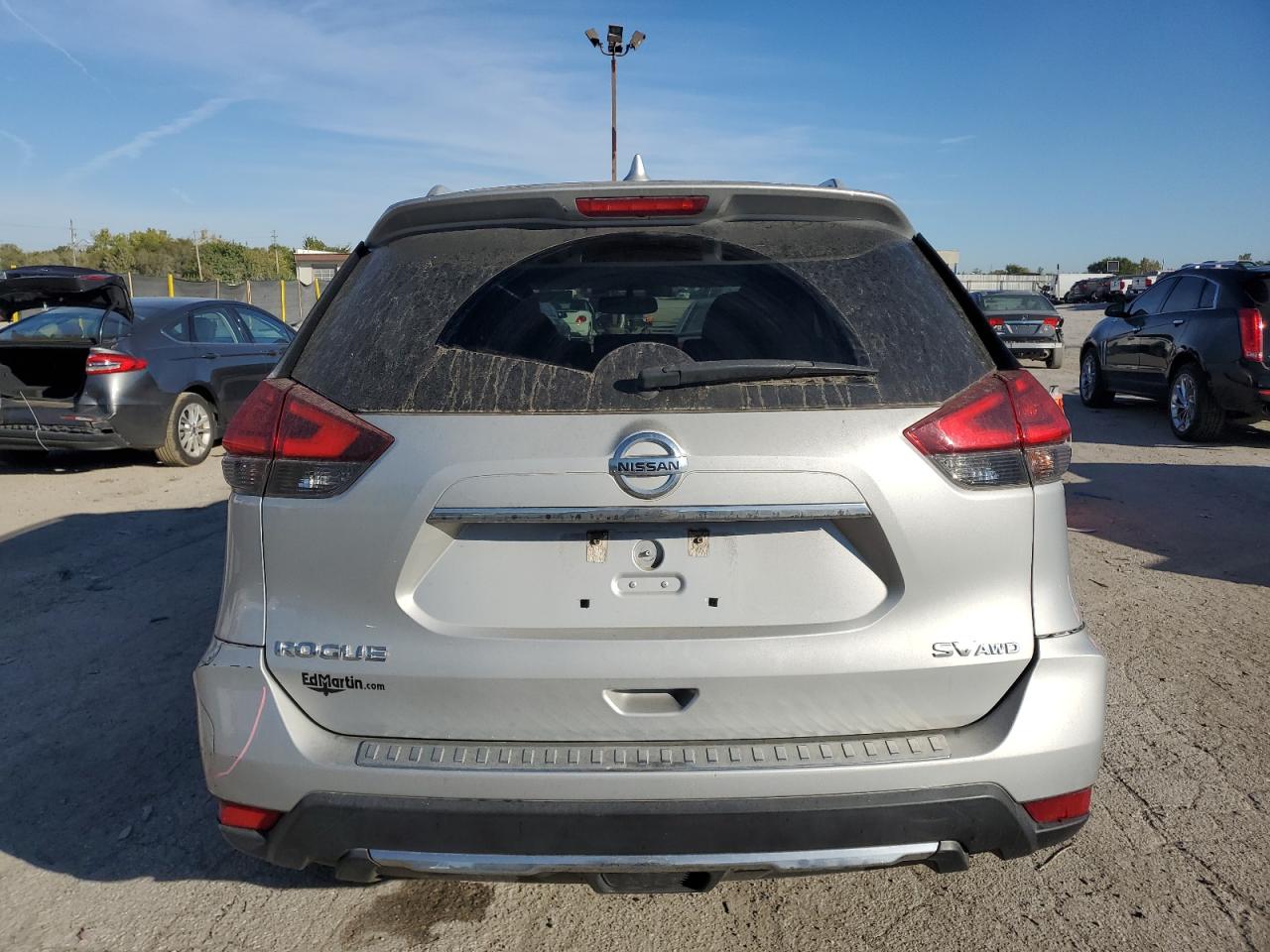 2017 Nissan Rogue Sv VIN: 5N1AT2MV9HC887245 Lot: 85318355