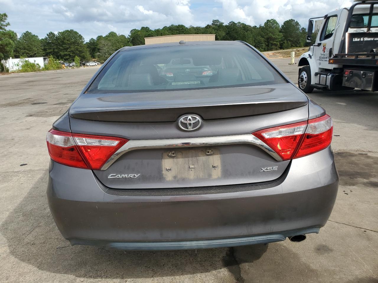 2015 Toyota Camry Le VIN: 4T1BF1FK3FU100533 Lot: 68063565