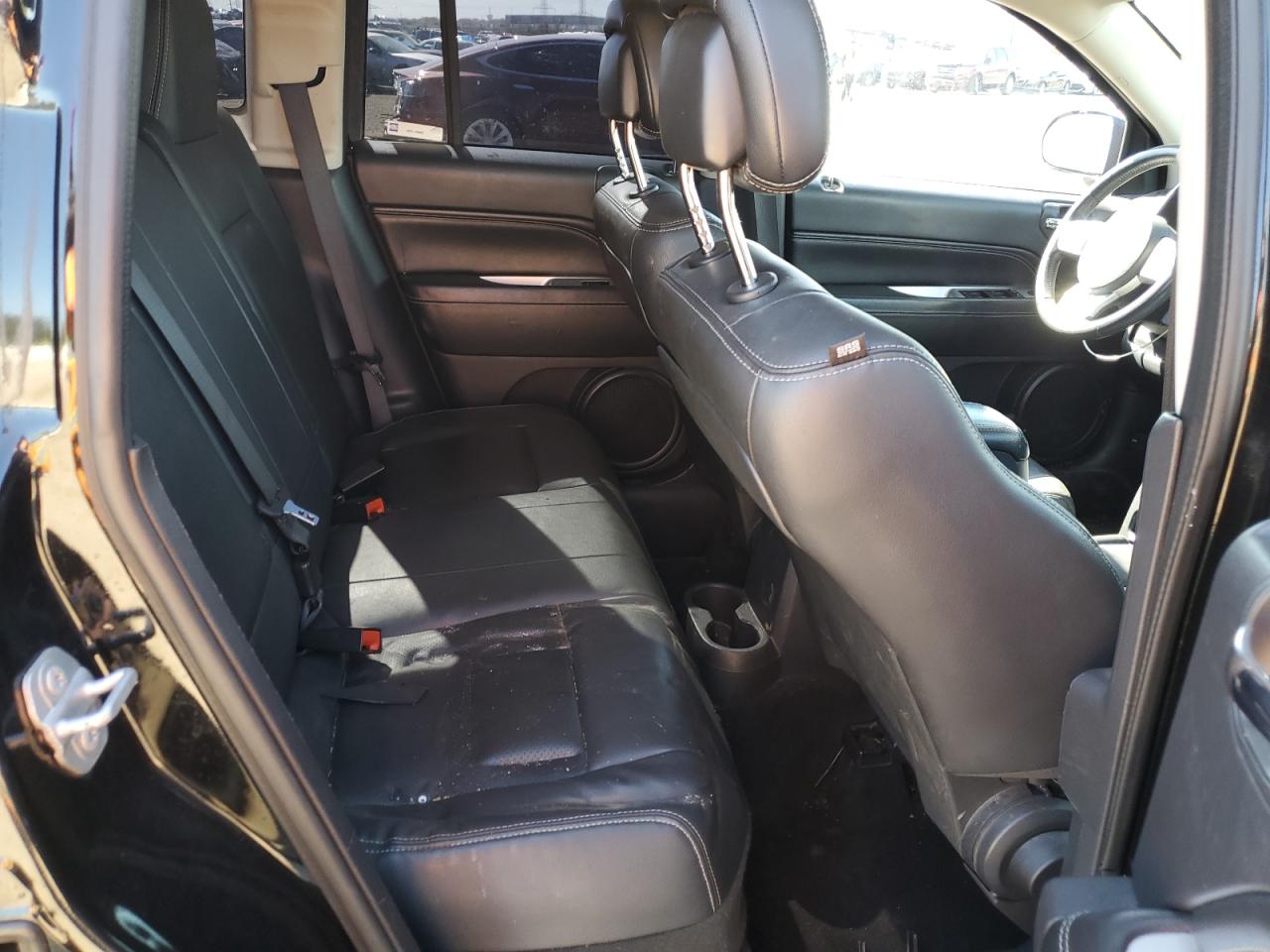 2015 Jeep Compass Latitude VIN: 1C4NJCEA0FD106987 Lot: 85693515