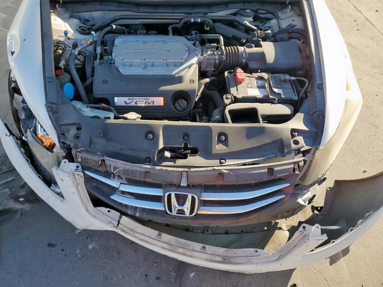 2011 Honda Accord VIN: 1HGCP3F80BA004510 Lot: 82398775