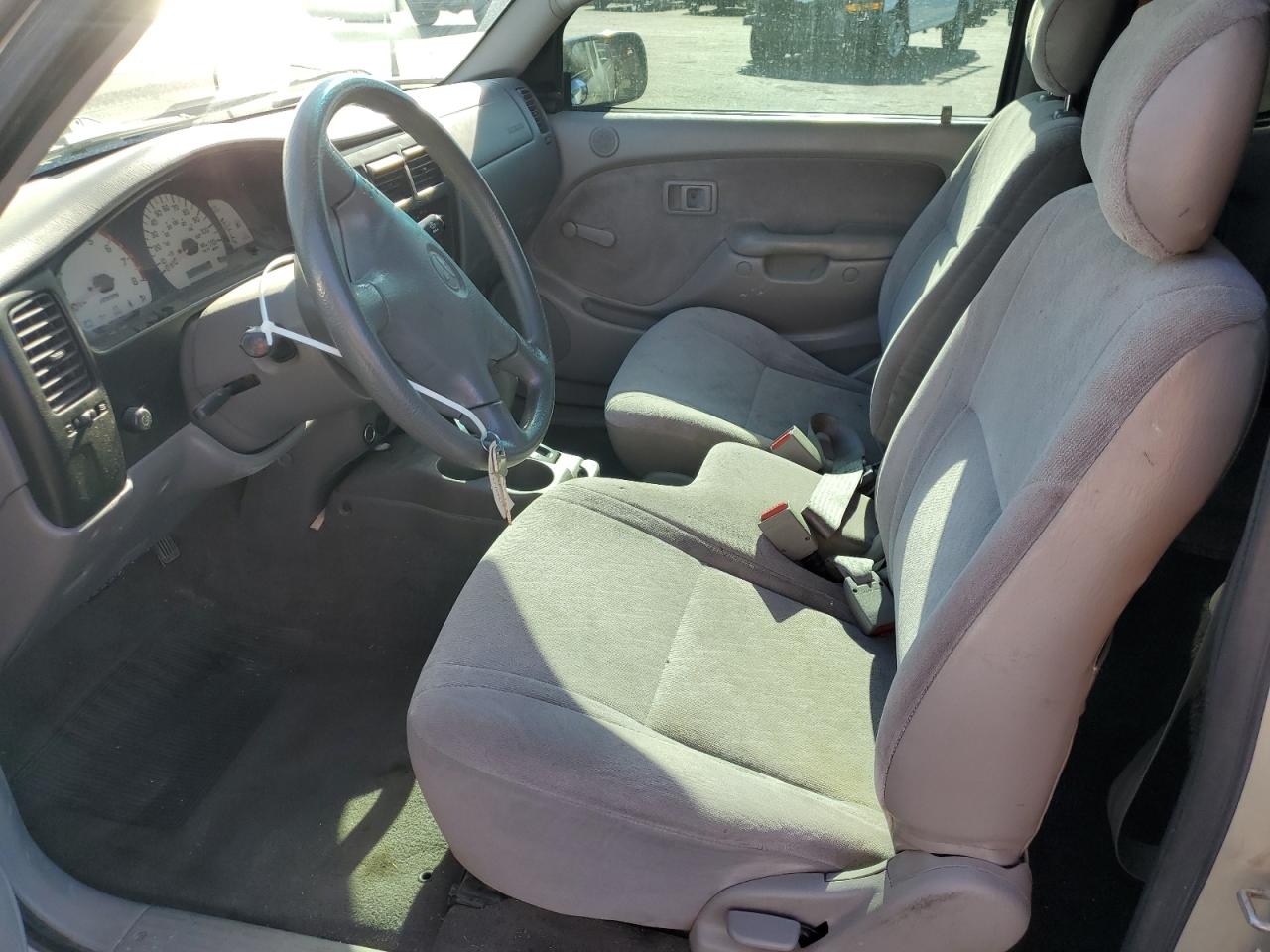 2001 Toyota Tacoma Xtracab VIN: 5TEVL52N21Z833481 Lot: 85425855