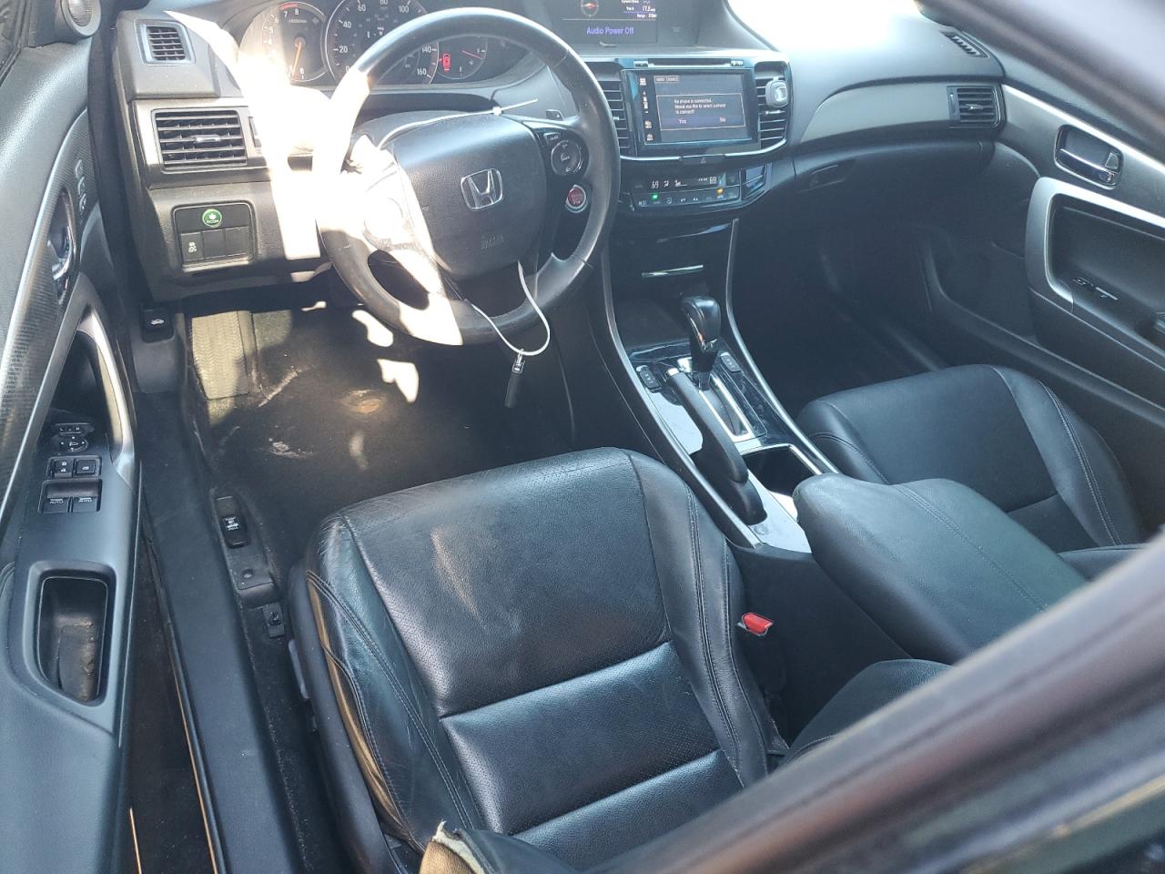 2016 Honda Accord Exl VIN: 1HGCT2B83GA001068 Lot: 83952925