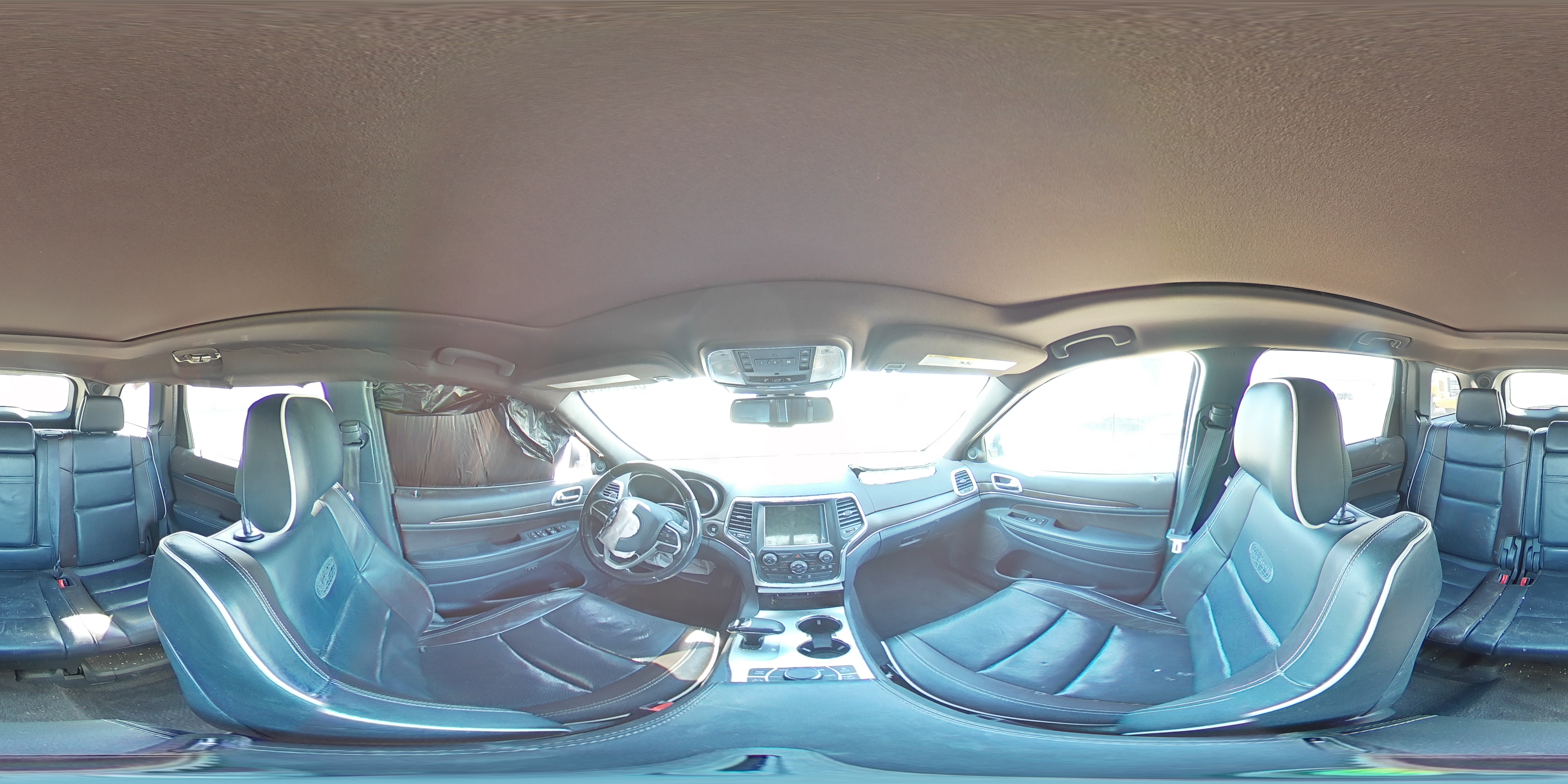 2015 Jeep Grand Cherokee Overland VIN: 1C4RJFCG4FC634600 Lot: 82426395