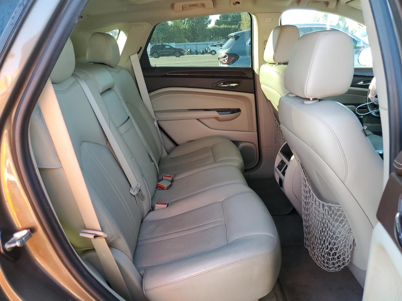 2014 Cadillac Srx Luxury Collection VIN: 3GYFNEE32ES631581 Lot: 87301125