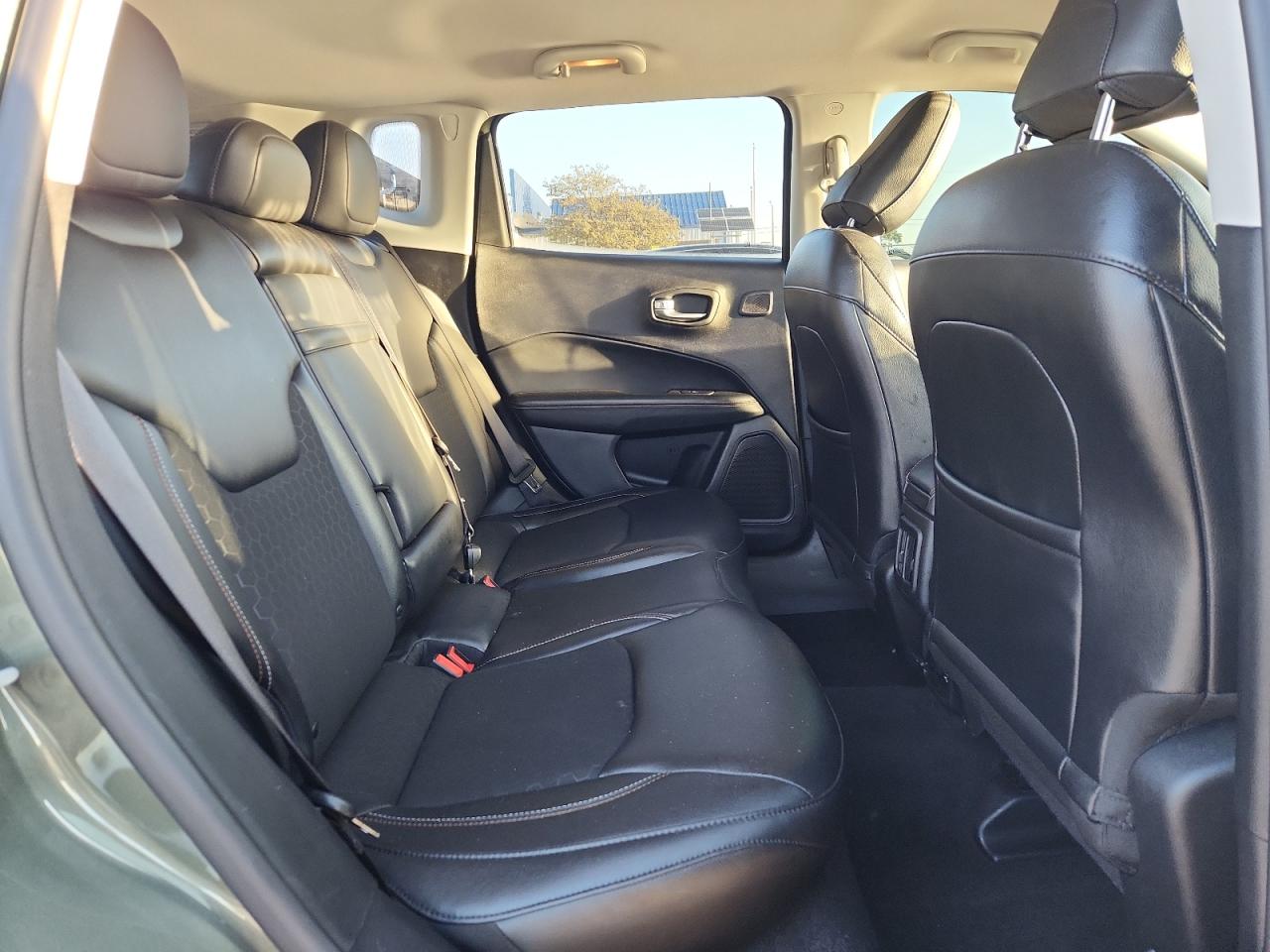 2017 Jeep Compass Latitude VIN: 3C4NJDBB8HT660536 Lot: 82423905