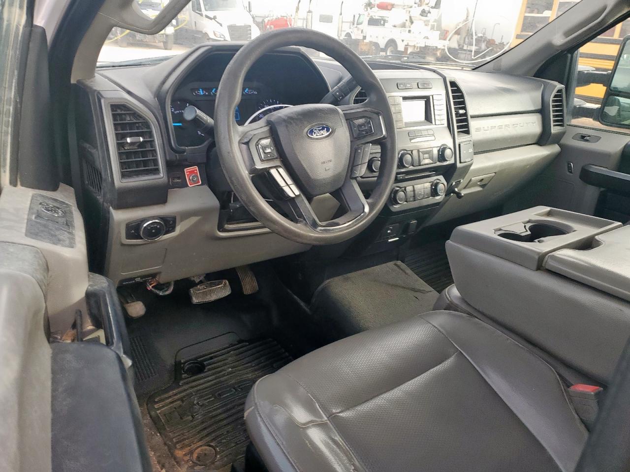 2018 Ford F550 Super Duty VIN: 1FDUF5HT9JEC94803 Lot: 92924765