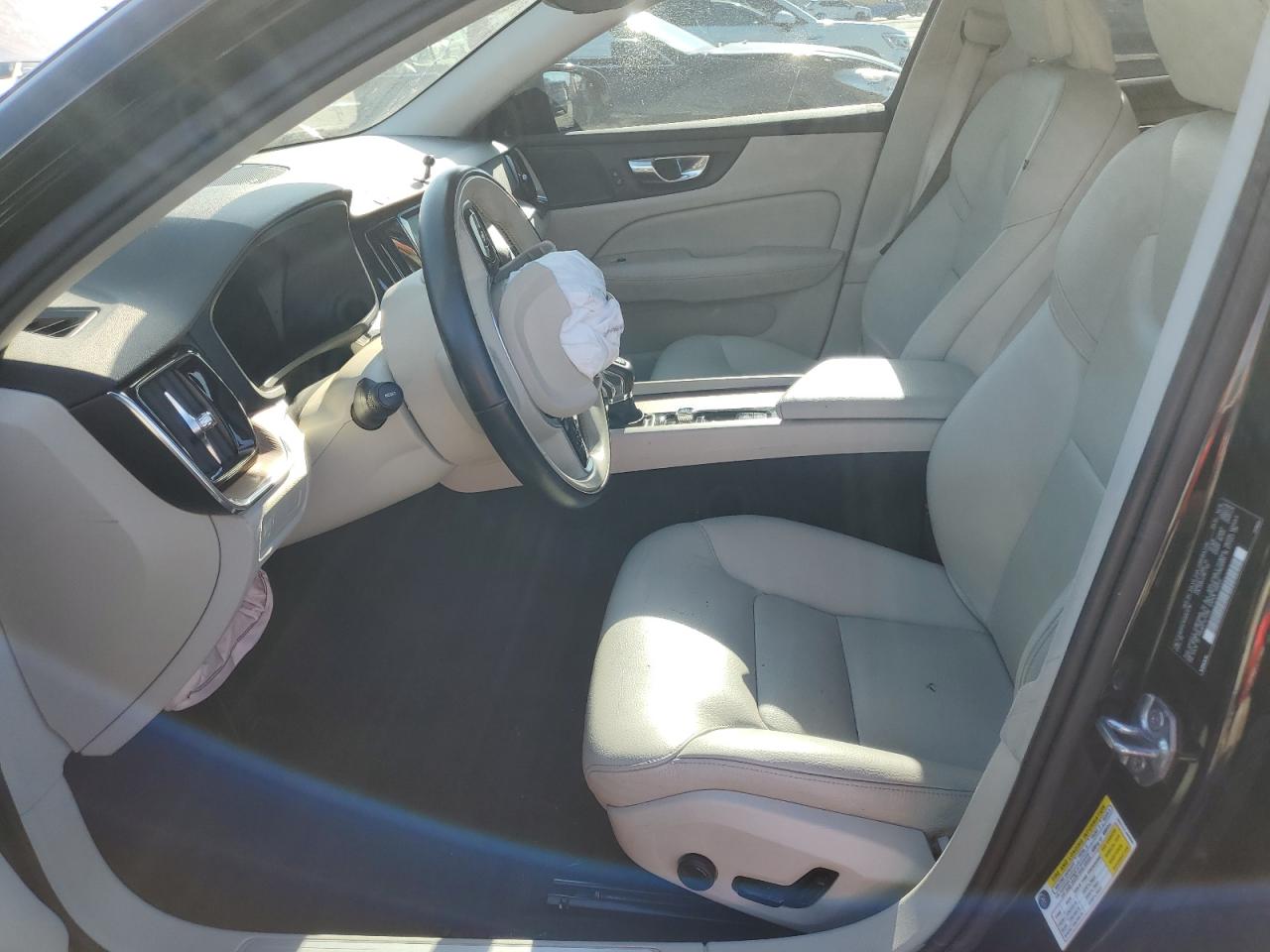 2019 Volvo S60 T5 Momentum VIN: 7JR102FK7KG001716 Lot: 86107015