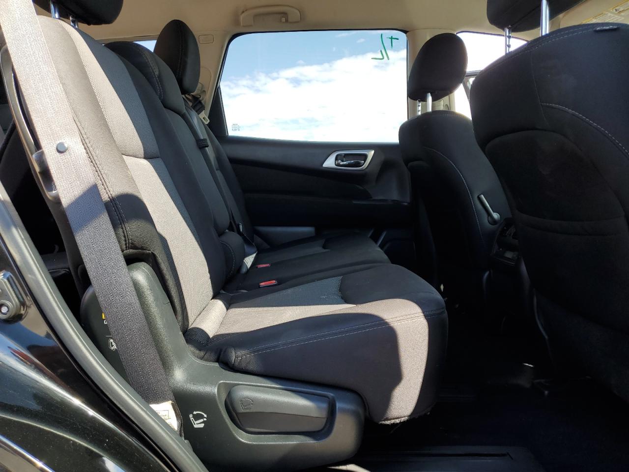 2017 Nissan Pathfinder S VIN: 5N1DR2MN9HC605262 Lot: 86232045