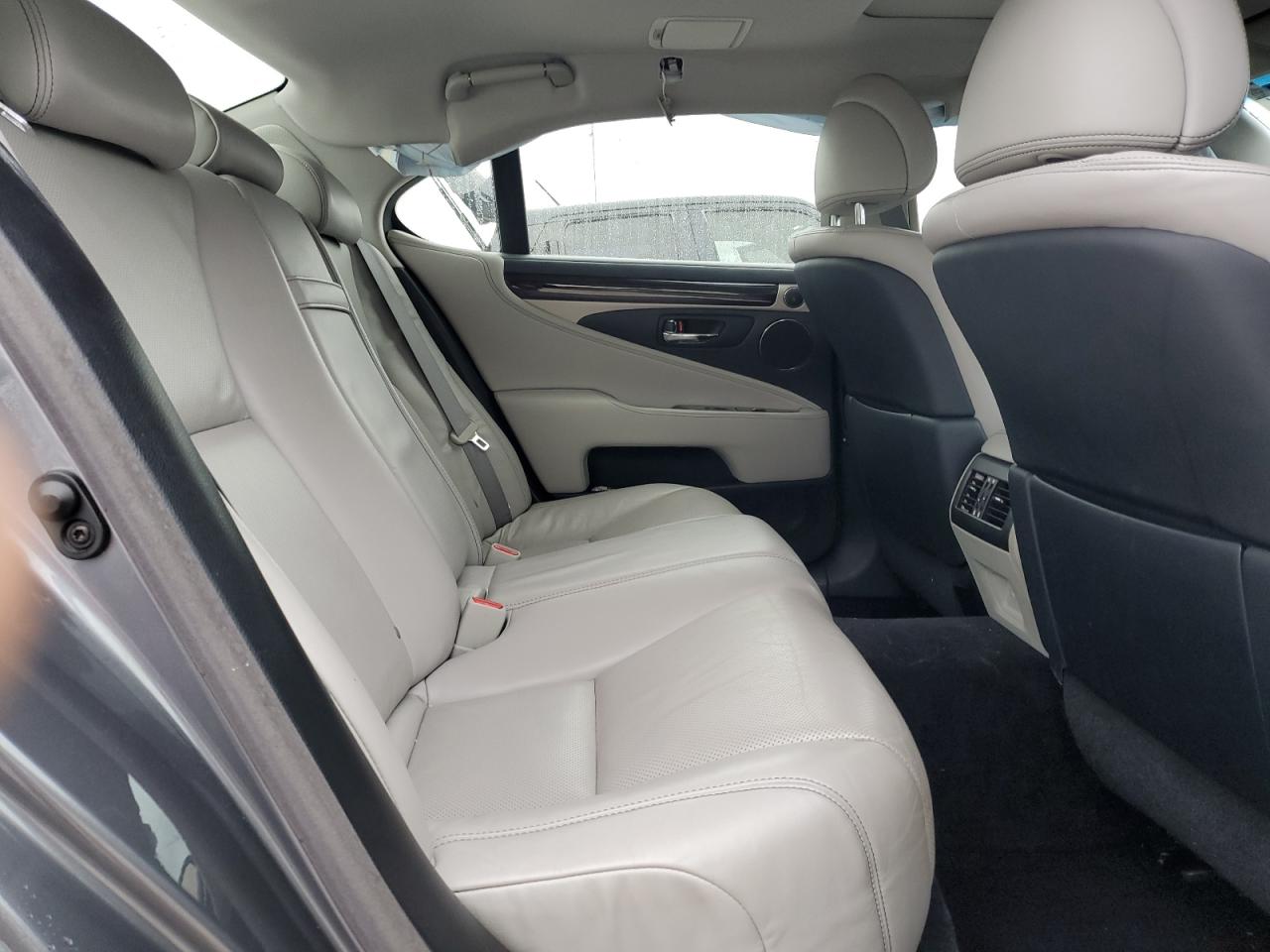 2017 Lexus Ls 460 VIN: JTHCL5EF6H5028445 Lot: 90485495