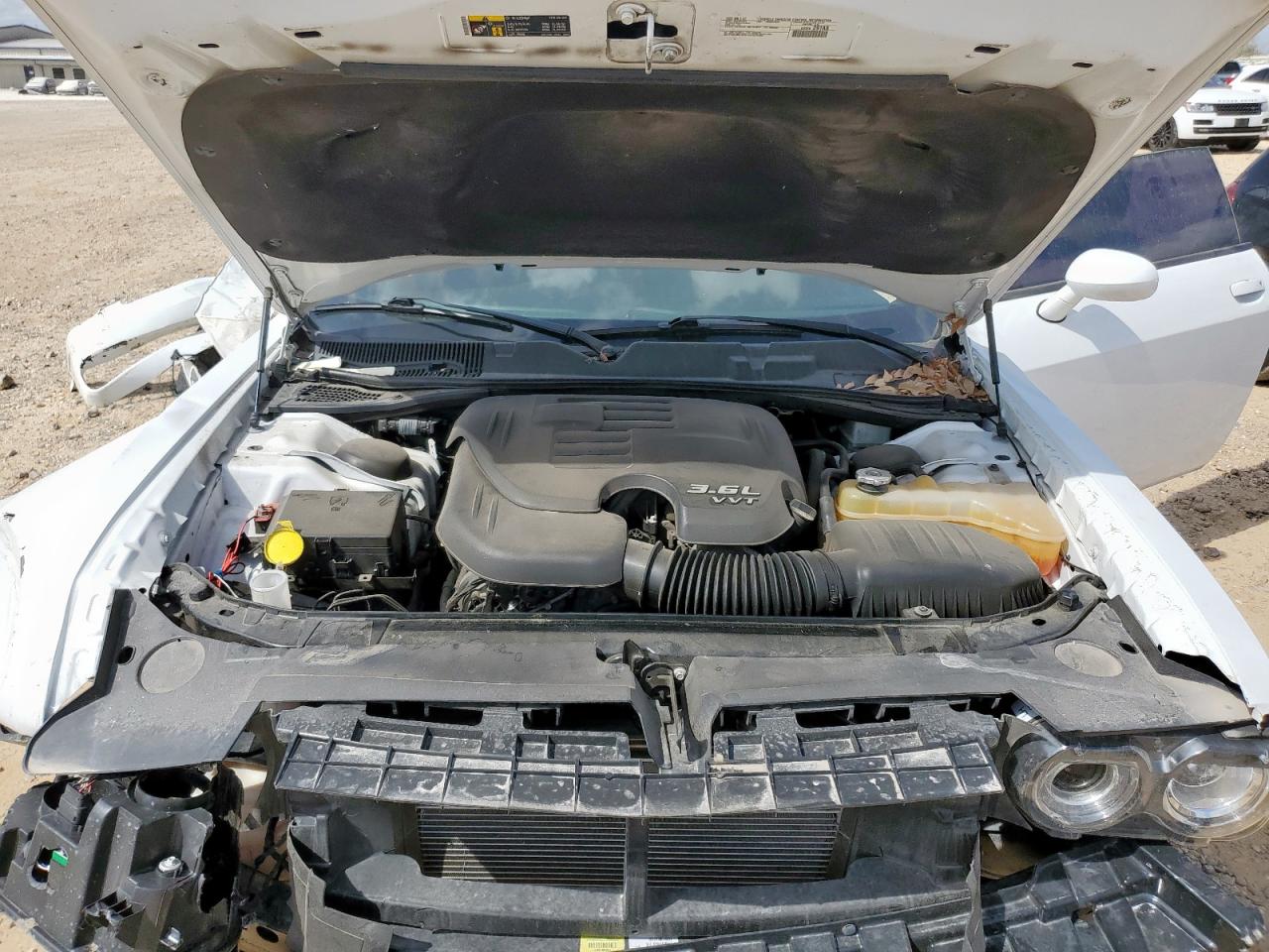 2018 Dodge Challenger Sxt VIN: 2C3CDZAG4JH215464 Lot: 85296145