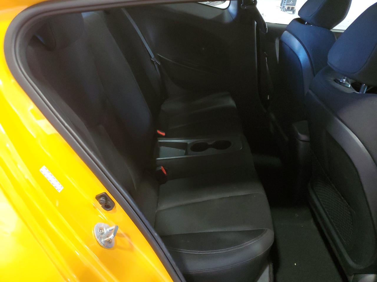 2017 Hyundai Veloster VIN: KMHTC6AD1HU316466 Lot: 84928885