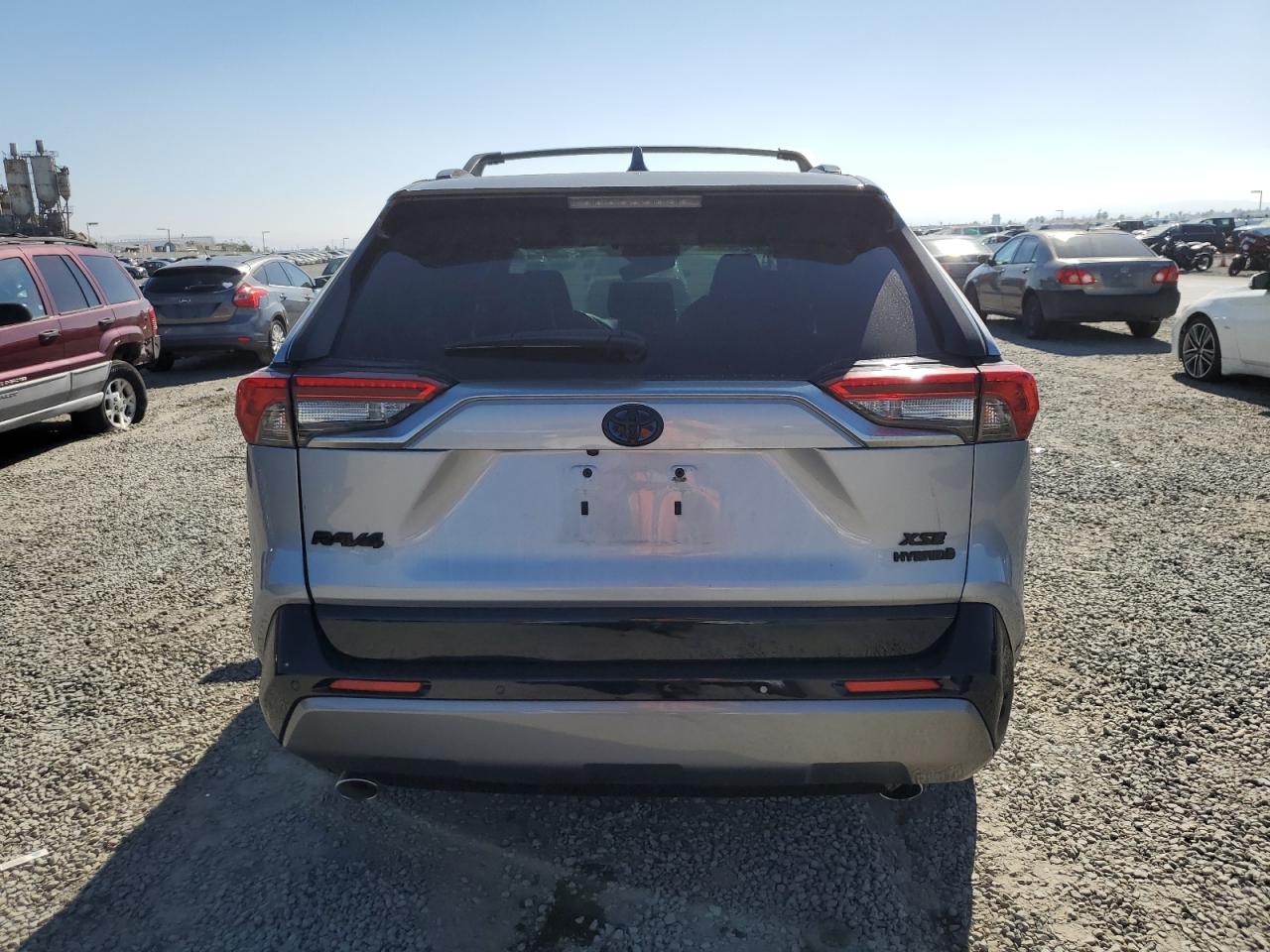 2020 Toyota Rav4 Xse VIN: JTMEWRFV5LD549721 Lot: 90297375