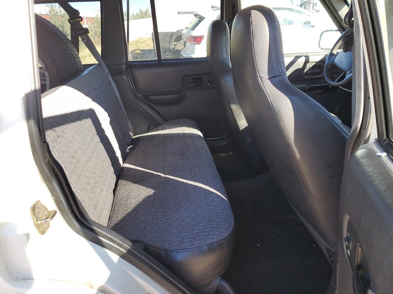 2000 Jeep Cherokee Sport VIN: 1J4FT48S9YL102089 Lot: 86524855