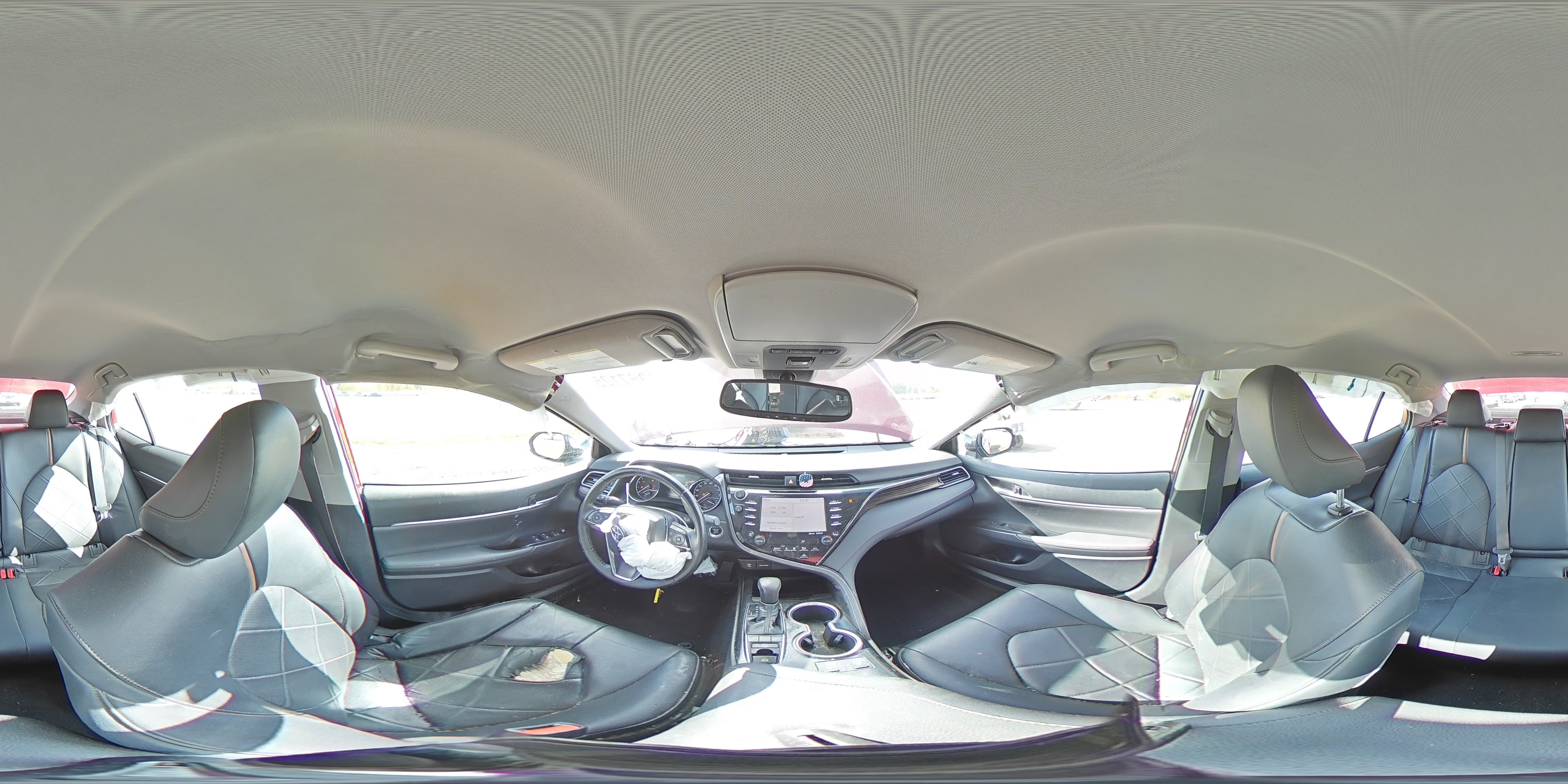 2019 Toyota Camry L VIN: 4T1B11HK5KU832944 Lot: 82367125