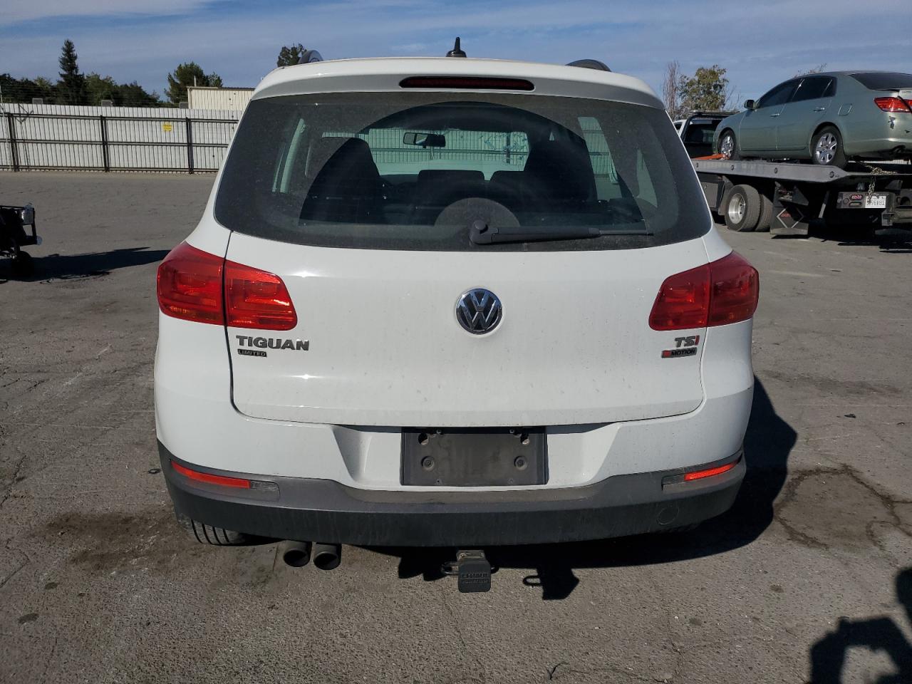 2017 Volkswagen Tiguan S VIN: WVGBV7AX3HK051986 Lot: 85924965