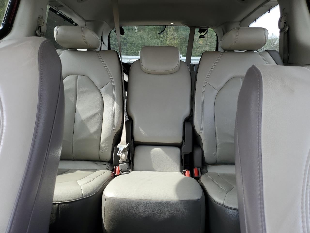 2017 Chrysler Pacifica Touring L VIN: 2C4RC1BG5HR826858 Lot: 85331205