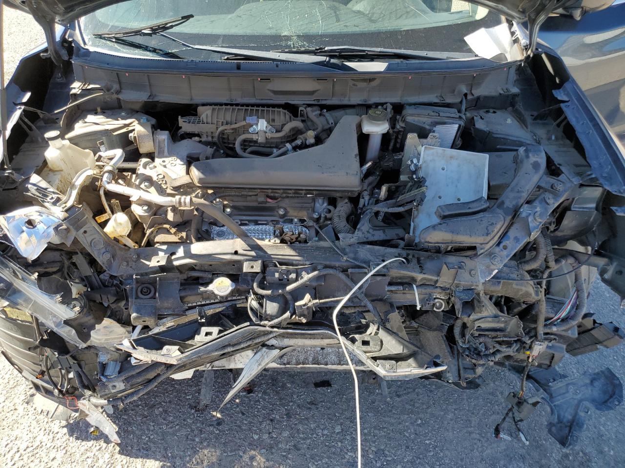 2016 Nissan Rogue S VIN: KNMAT2MV0GP692338 Lot: 82285935