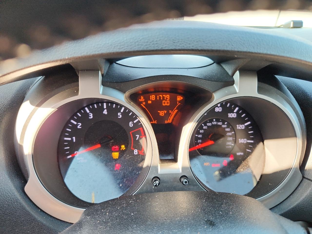 2013 Nissan Juke S VIN: JN8AF5MR1DT225173 Lot: 86844125