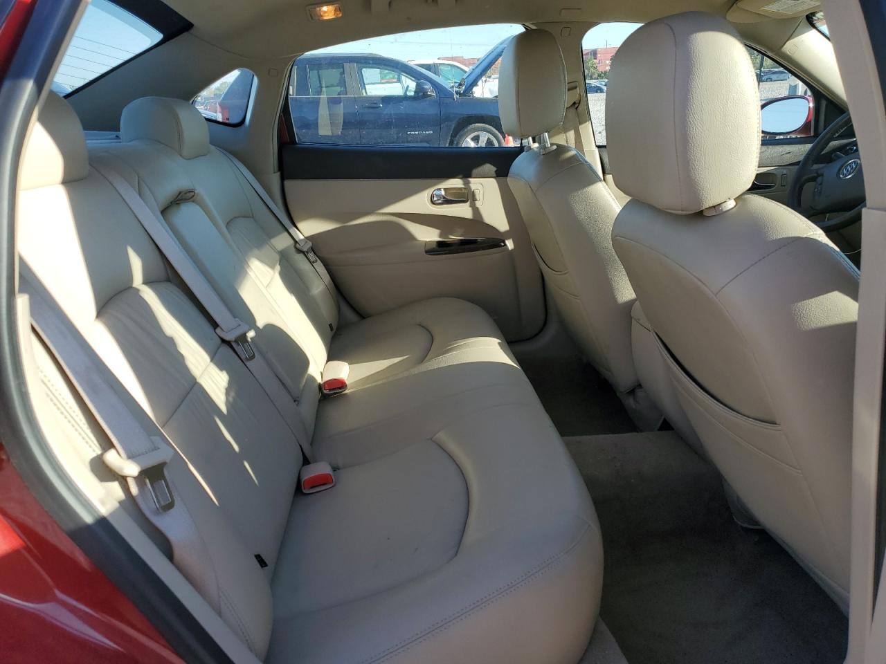 2008 Buick Lacrosse Cx VIN: 2G4WC582581247370 Lot: 81978045