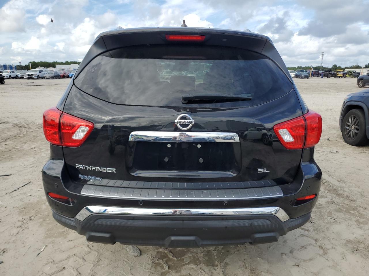 2018 Nissan Pathfinder S VIN: 5N1DR2MN5JC636627 Lot: 86070505