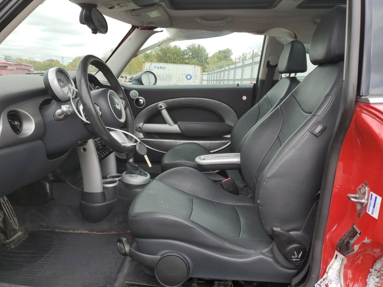 2006 Mini Cooper S VIN: WMWRE33586TJ38701 Lot: 82619335