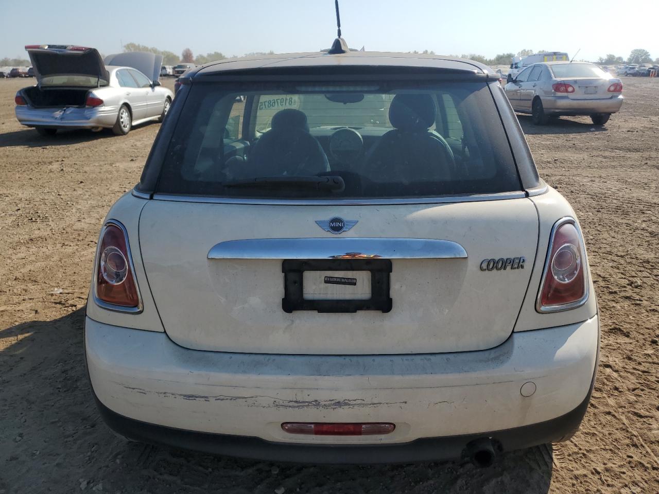 2012 Mini Cooper VIN: WMWSU3C52CT260986 Lot: 81976875