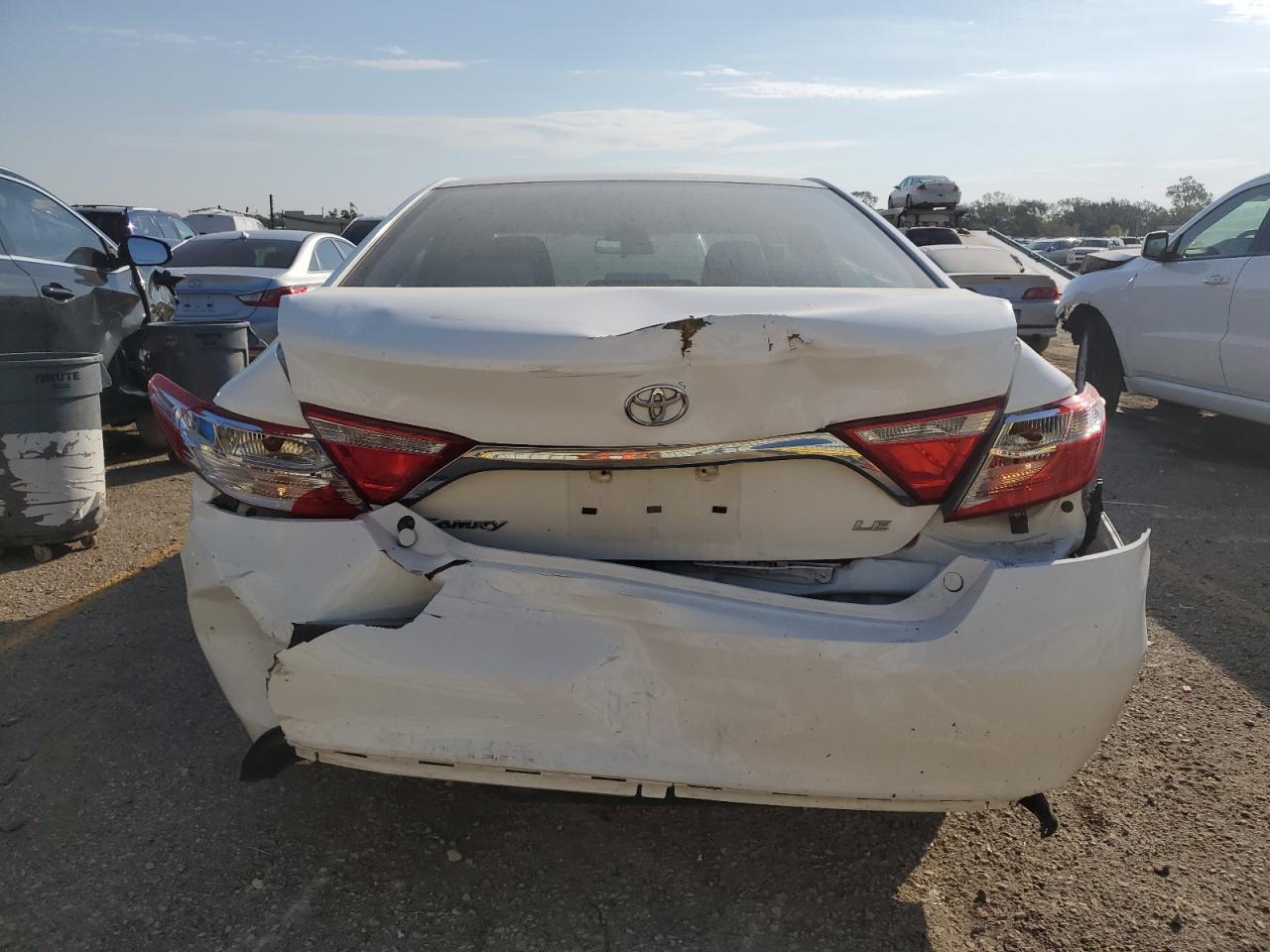 2015 Toyota Camry Le VIN: 4T4BF1FK2FR509290 Lot: 82467965