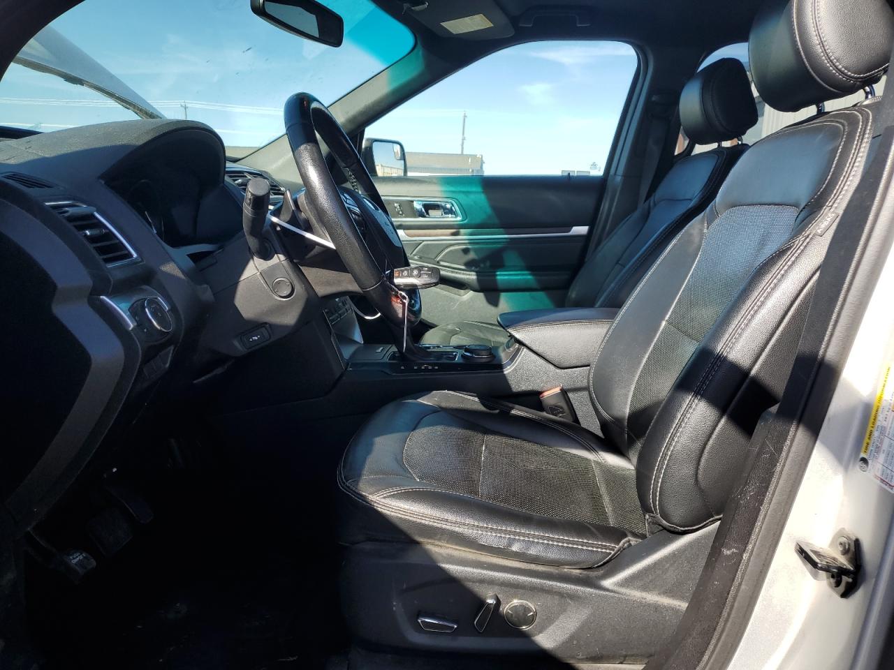 2016 Ford Explorer Limited VIN: 1FM5K8F84GGD15666 Lot: 85749005