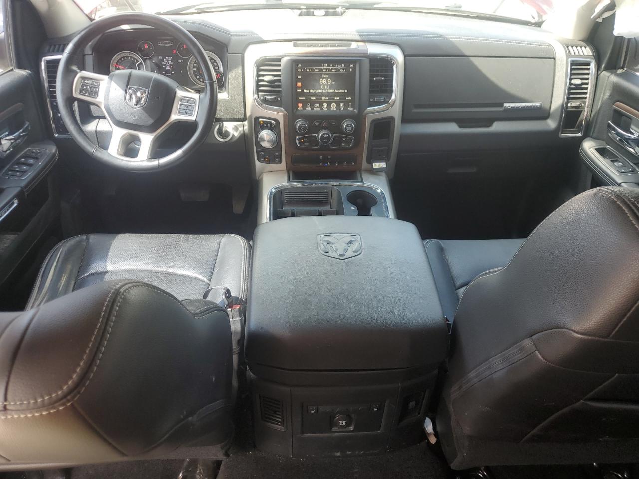 2017 Ram 1500 Laramie VIN: 1C6RR7NT1HS691085 Lot: 84740865