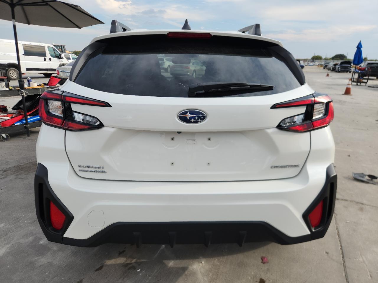 2024 Subaru Crosstrek Premium VIN: JF2GUADC9R8244257 Lot: 87219915