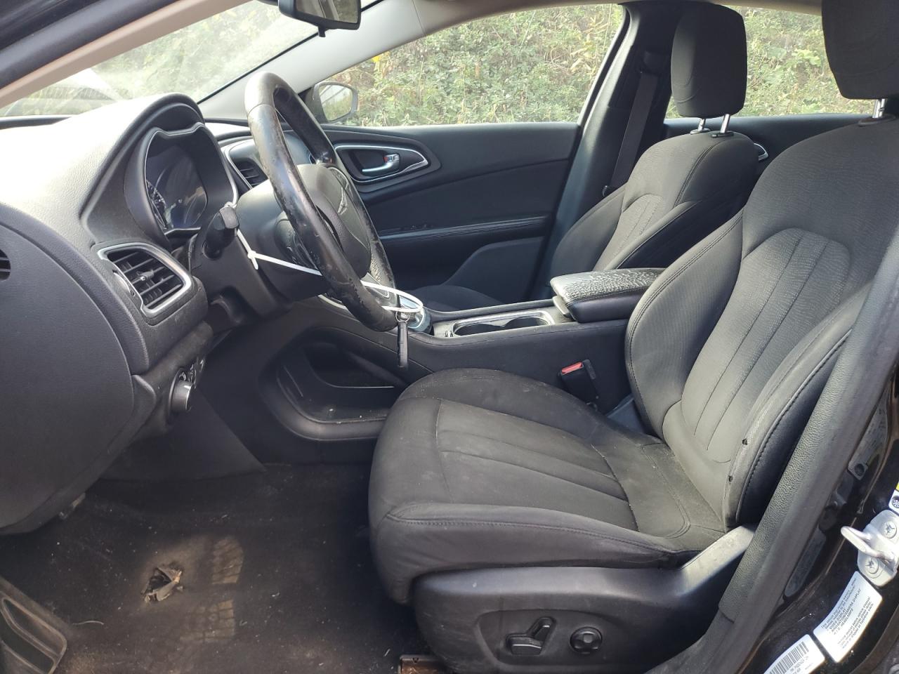 2015 Chrysler 200 Limited VIN: 1C3CCCAB0FN612687 Lot: 82469665