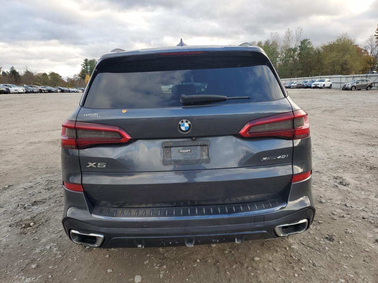 Фото: 5UXCR6C59KLL12931