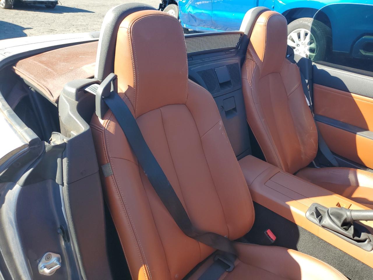 2006 Mazda Mx-5 Miata VIN: JM1NC25F760111353 Lot: 90383095