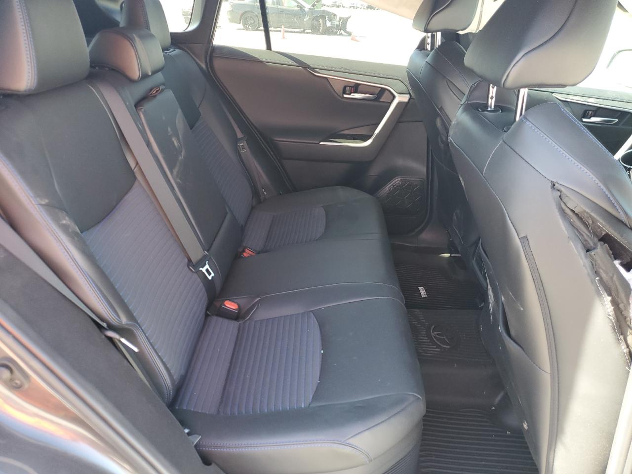 2024 Toyota Rav4 Xse VIN: 2T3E6RFV2RW065937 Lot: 84377935