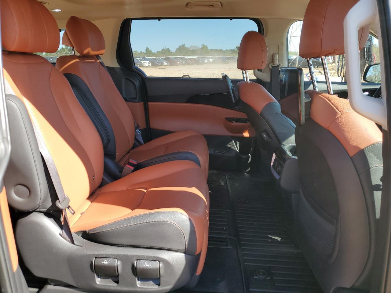 2024 Kia Carnival Sx VIN: KNDNE5H30R6358924 Lot: 85598085