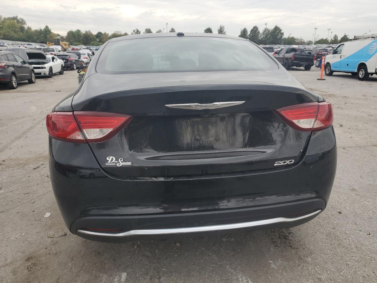 2016 Chrysler 200 Limited VIN: 1C3CCCAB4GN165752 Lot: 89915225