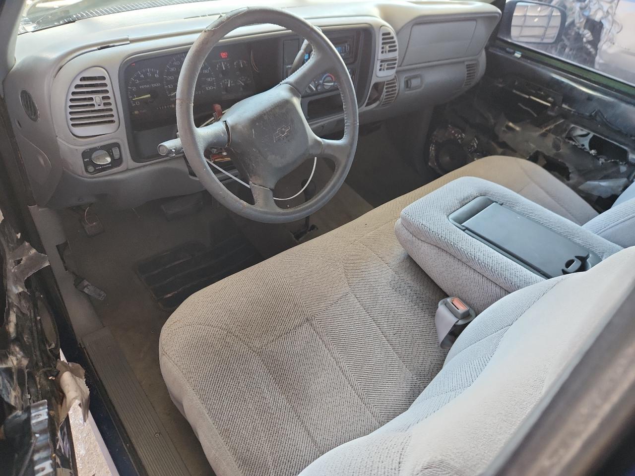 1998 Chevrolet Gmt-400 K1500 VIN: 1GCEK14R2WZ110406 Lot: 84933525