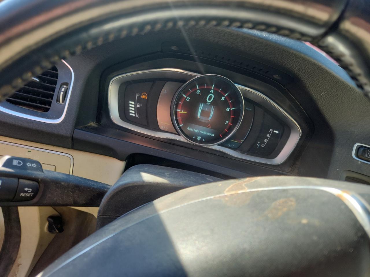 2015 Volvo S60 Premier VIN: YV140MFB3F1315759 Lot: 85564525