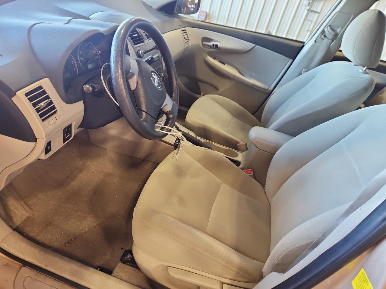 2011 Toyota Corolla Base VIN: 2T1BU4EE0BC542409 Lot: 85110025