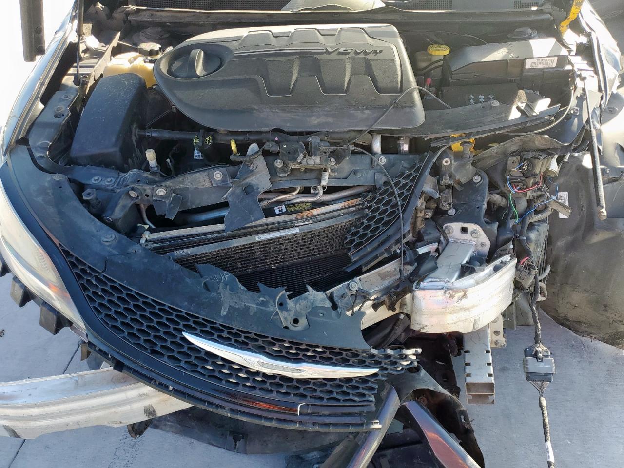 2015 Chrysler 200 S VIN: 1C3CCCBG6FN542932 Lot: 82221335