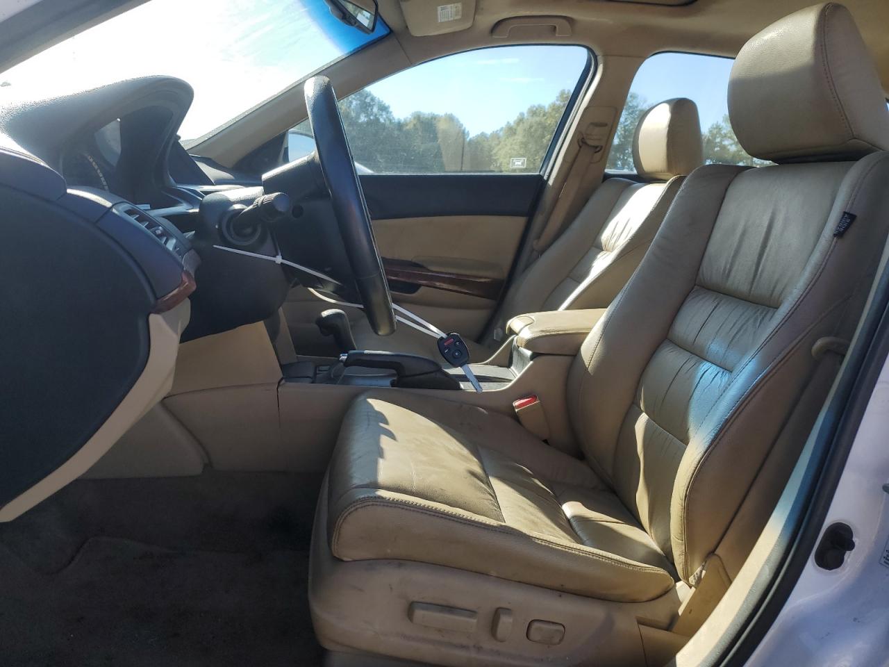 2012 Honda Accord Exl VIN: 1HGCP3F86CA013598 Lot: 84878955