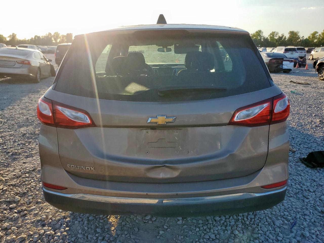 2018 Chevrolet Equinox Ls VIN: 2GNAXHEV6J6337226 Lot: 86482435