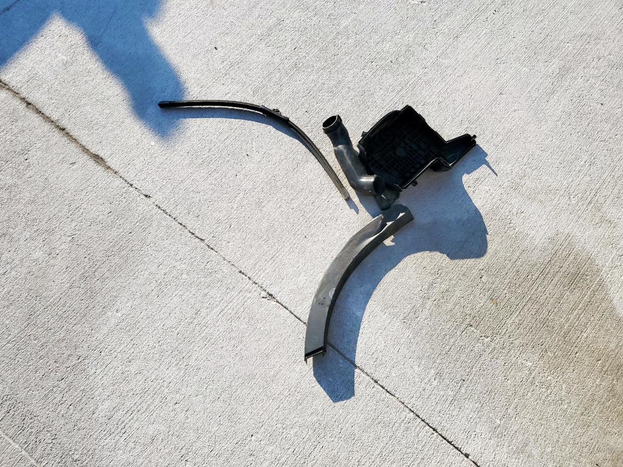 2013 Ford Escape Titanium VIN: 1FMCU9J9XDUB08381 Lot: 81905365