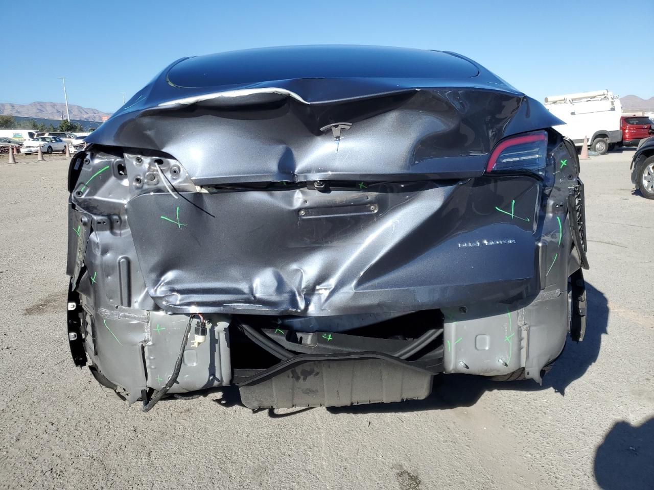 2023 Tesla Model Y VIN: 7SAYGDEE6PF929327 Lot: 90849255